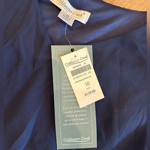 Women’s Coldwater Creek Navy Blouse V-Neck NWT Size 10 - Picture 8 of 8